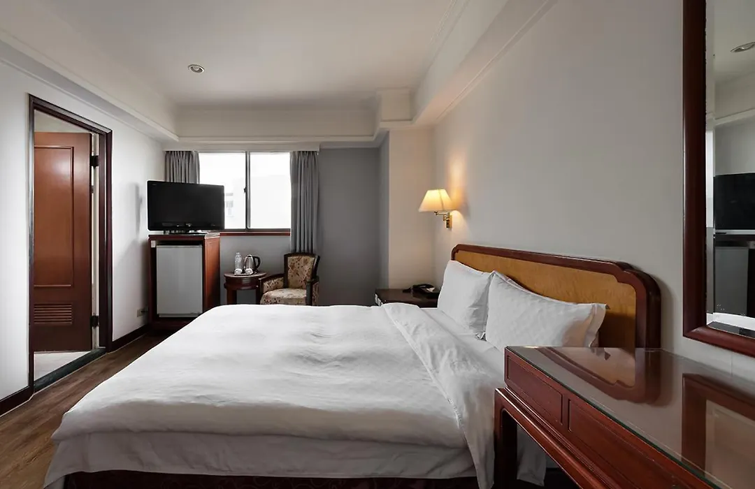 Moonlight Hotel-1